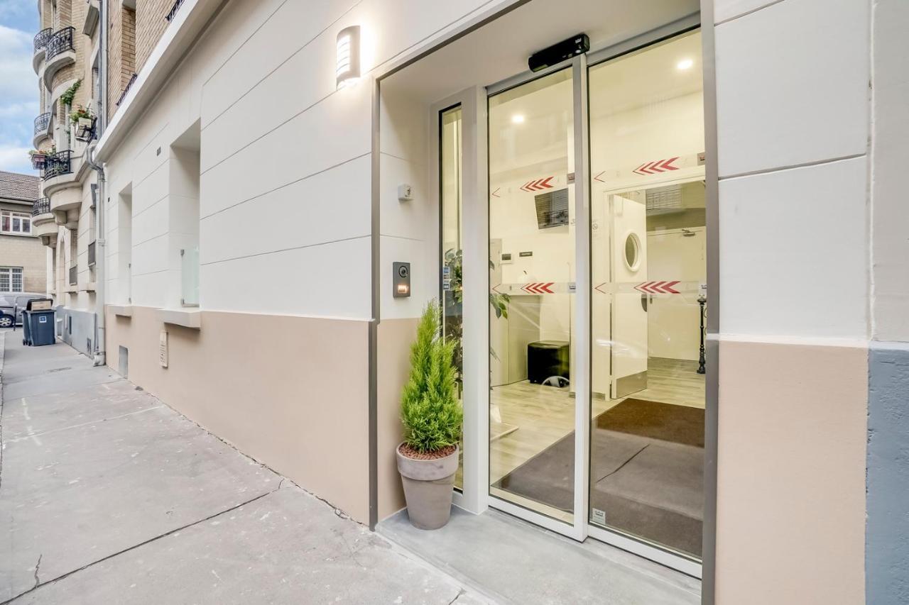 Paris Hotel Clichy Exterior foto